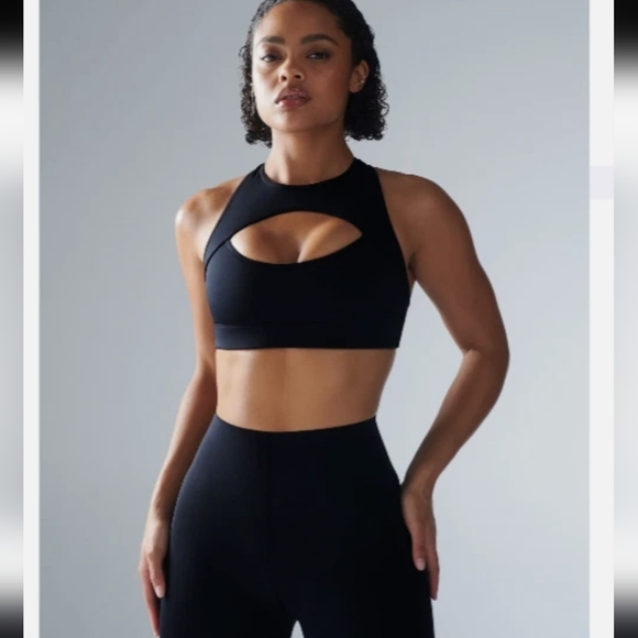 NWT-Savage X Fenty Black Sports Bra - Picture 11 of 14